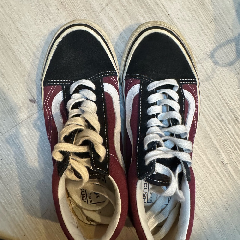 Vans Black and Red Sneakers old skool